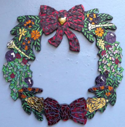 couronne de noel en miroir color de notre cleint de parcay les pins