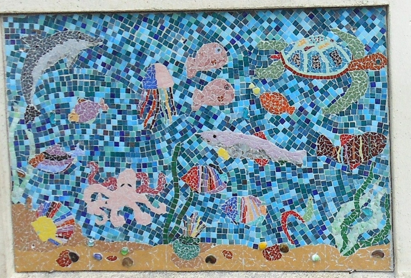 mosaique de l'cole maternelle Montafilan de pllan le petit cte d'Armor